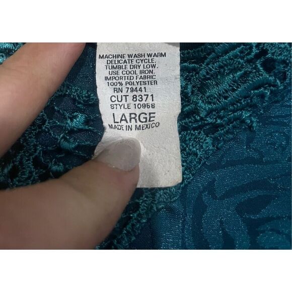 Cachet Vintage Shiny Emerald Nightgown and Robe Set Large No Belt - Picture 13 of 13